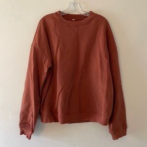 ALO Yoga pullover sweatshirt